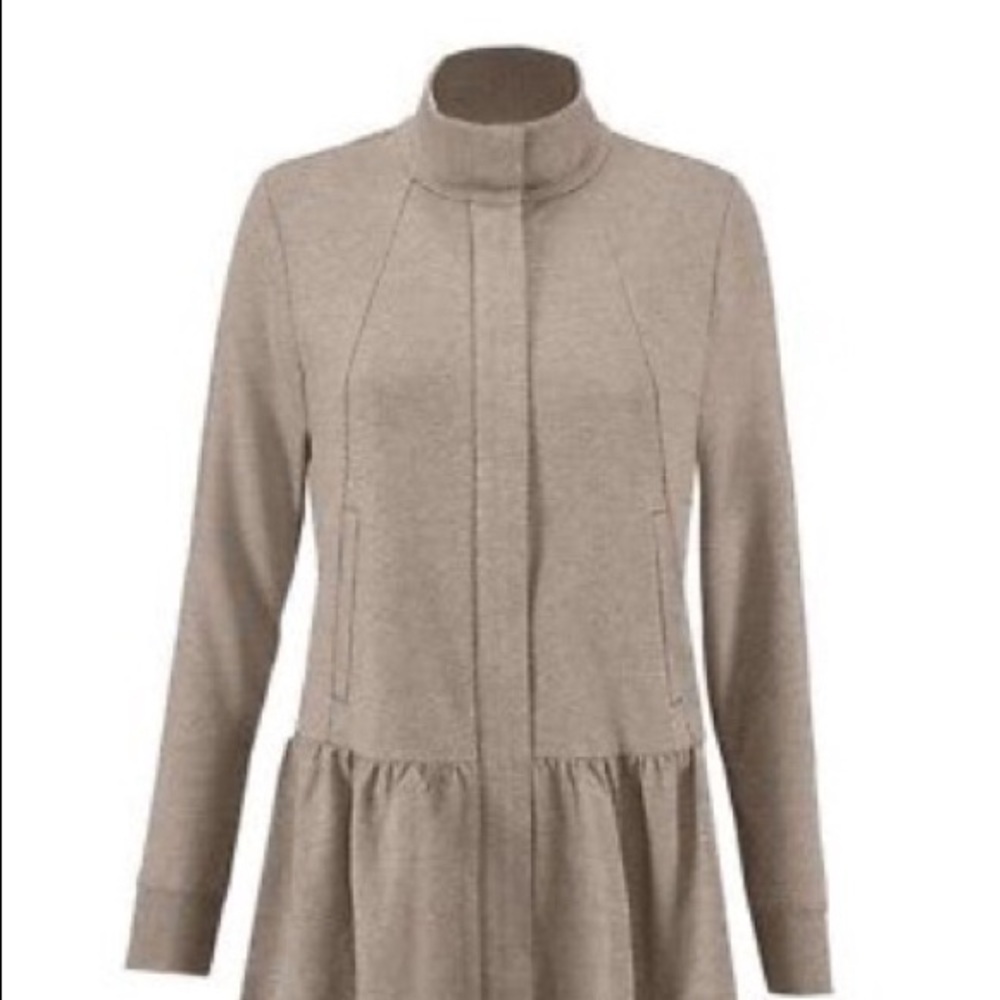 Cabi Weekend Topper EUC